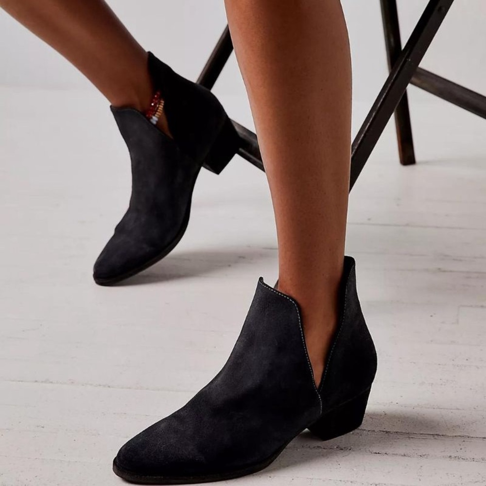 Free People Charm Ankle Boots in Smoke Suede (Grey)